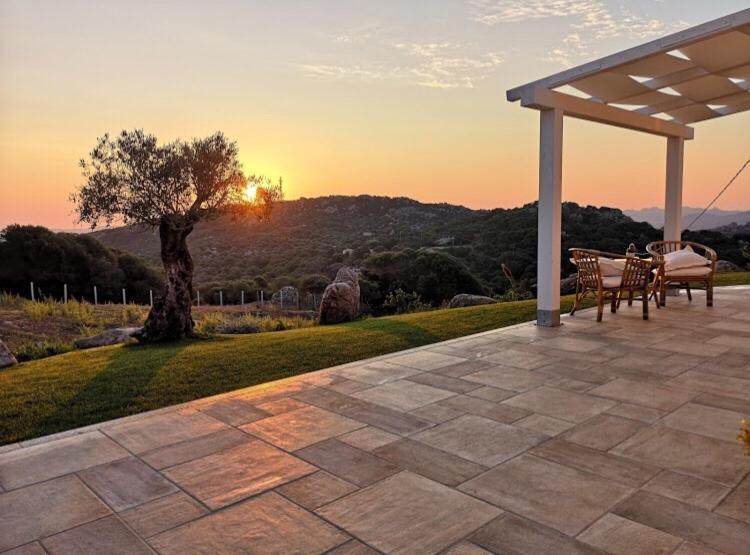 La Casa Di Memmi Suites & Rooms Santa Teresa Gallura Buitenkant foto