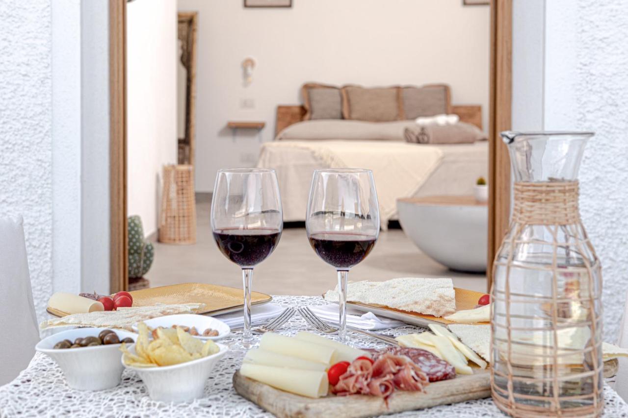 La Casa Di Memmi Suites & Rooms Santa Teresa Gallura Buitenkant foto